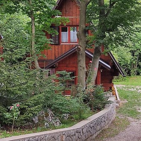 Kuca Za Odmor "Med Strmci" Villa Zlobin ภายนอก รูปภาพ
