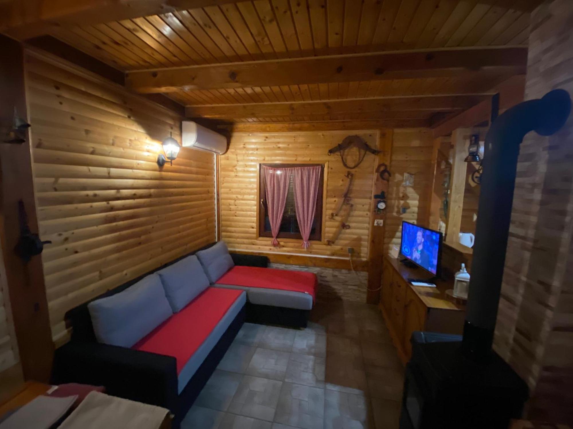 Kuca Za Odmor "Med Strmci" Villa Zlobin ภายนอก รูปภาพ
